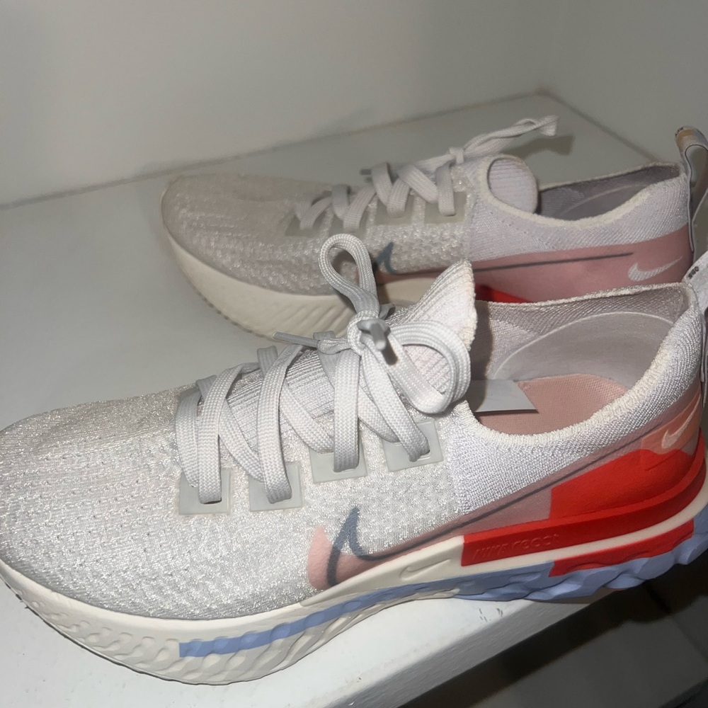 Woman Nike running shoe